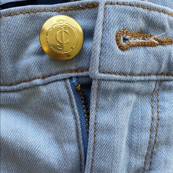 Juicy Couture Light Denim Shorts Size 25 Worn Once - Picture 2 of 5